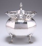 AN EDWARDIAN SILVER CADDY