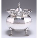 AN EDWARDIAN SILVER CADDY