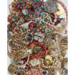 A LARGE QUANTITY OF COSTUME JEWELLERY