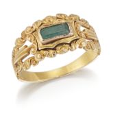 A 19TH CENTURY EMERALD RING