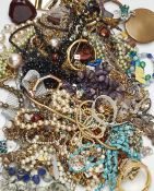 A LARGE QUANTITY OF COSTUME JEWELLERY