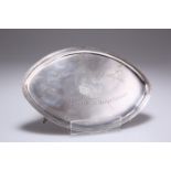 A SMALL EARLY 19TH CENTURY DUTCH SILVER SALVER