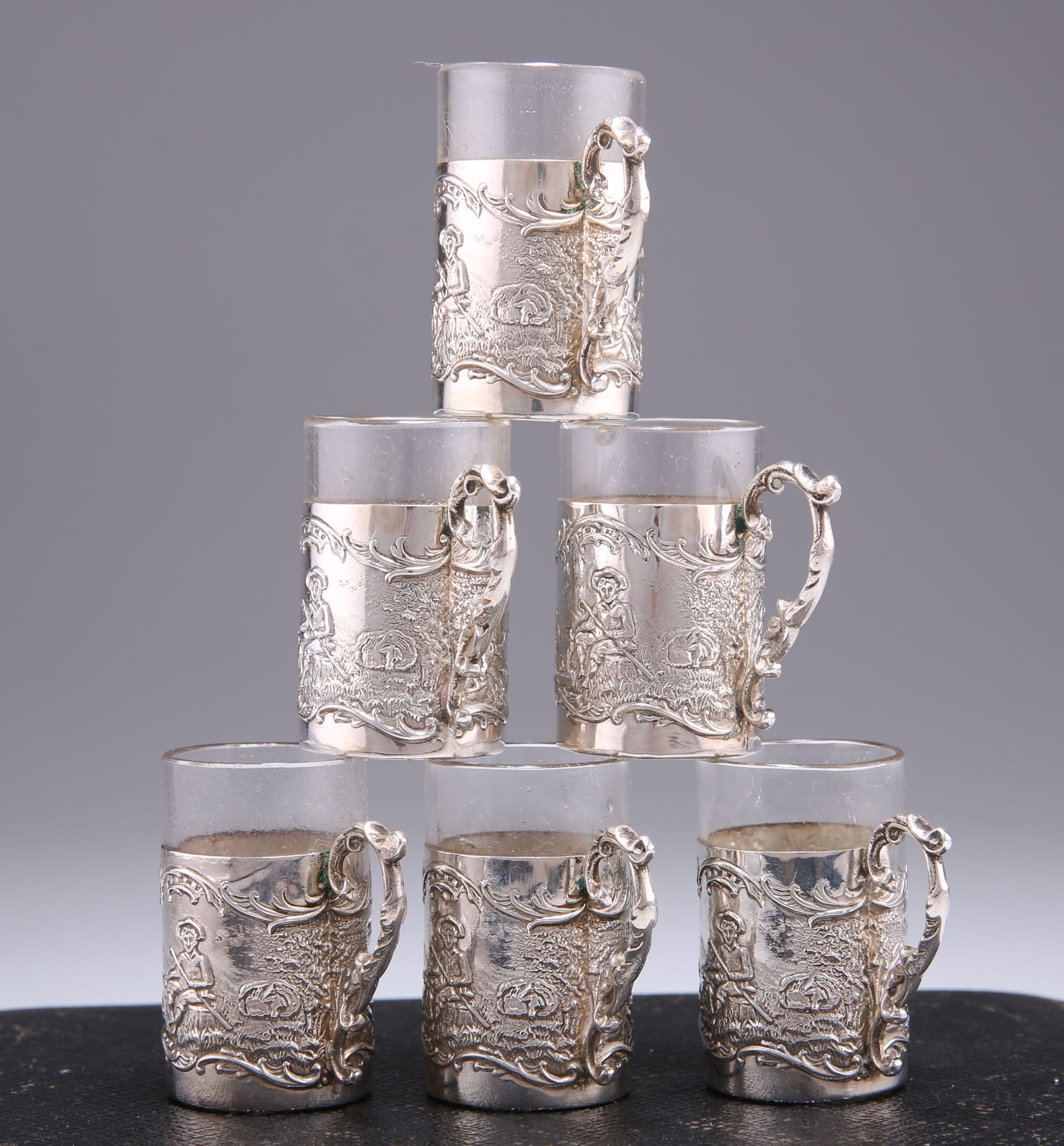 A SET OF SIX GEORGE V SILVER TOT CUPS - Image 2 of 3