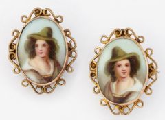 A PAIR OF 19TH CENTURY SMALL PORCELAIN BROOCHES