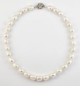 A FRESHWATER PEARL NECKLACE