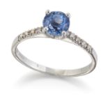 A 14CT WHITE GOLD SAPPHIRE AND DIAMOND RING