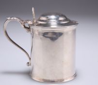 A WILLIAM IV IRISH SILVER MUSTARD