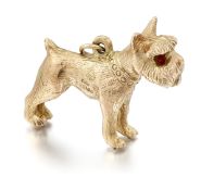 A 9CT GOLD SCHNAUZER DOG CHARM/PENDANT