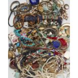 A LARGE QUANTITY OF COSTUME JEWELLERY