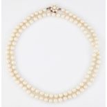 A CULTURED PEARL NECKLACE