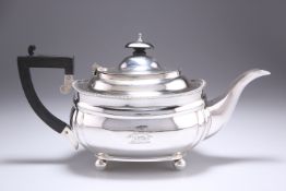 A GEORGE V SILVER TEAPOT