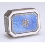 A SMALL FRENCH SILVER AND ENAMEL SNUFF BOX