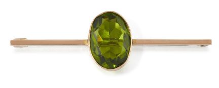 A GREEN PASTE BAR BROOCH