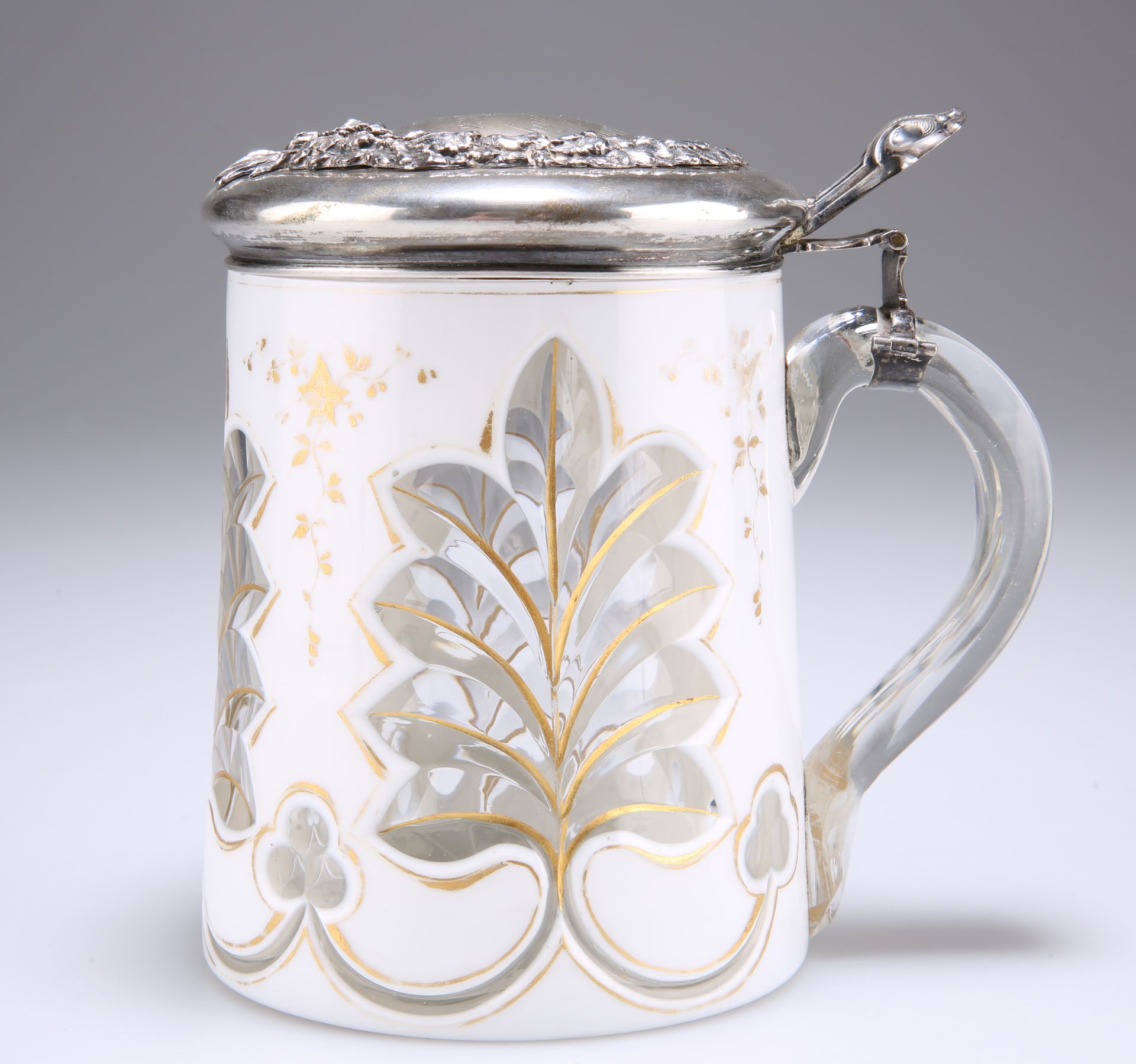 A BOHEMIAN GLASS LIDDED TANKARD