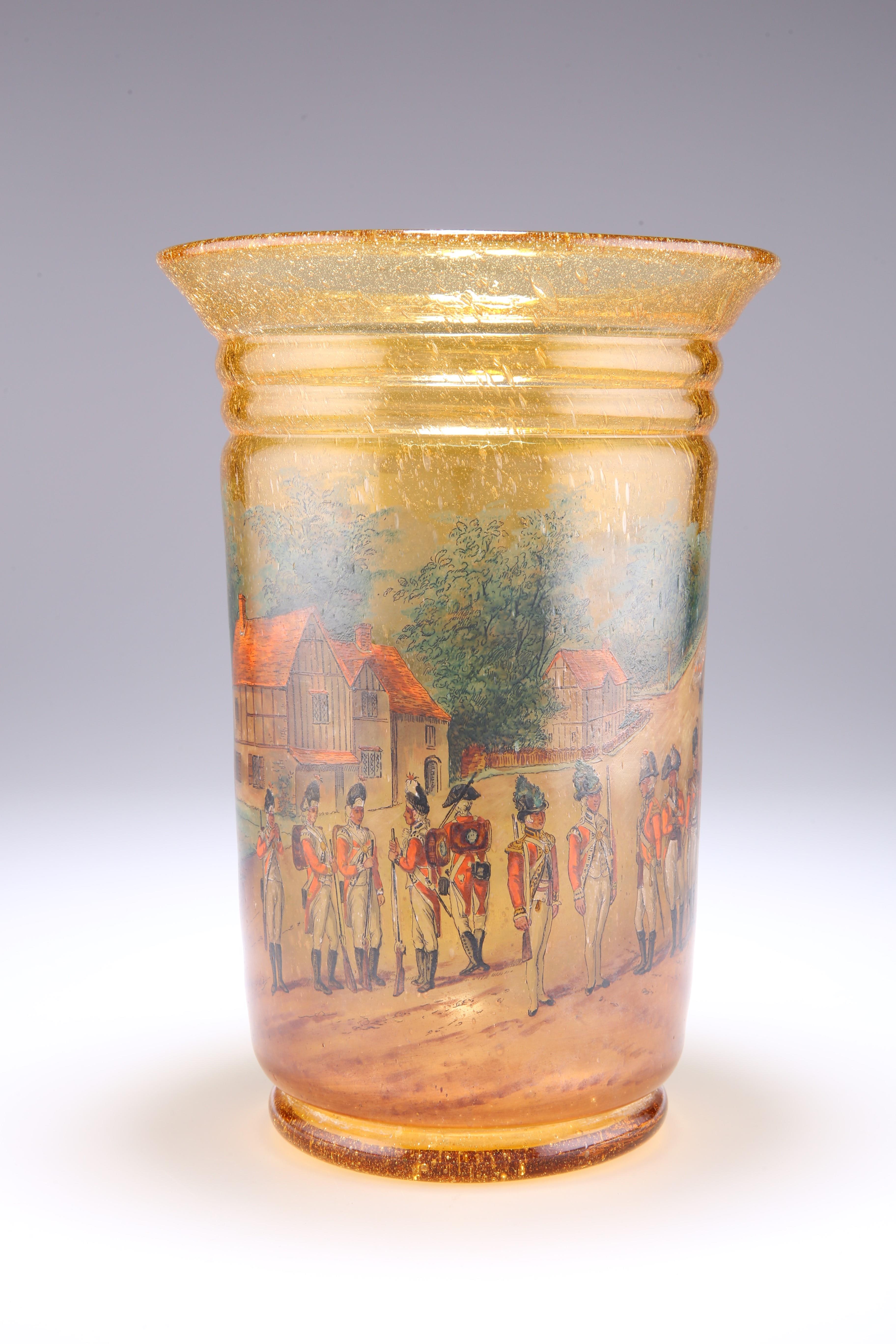 AN AMBER FLECKED VASE - Image 3 of 4