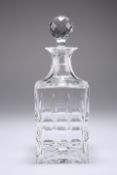 A "MANHATTAN" SAINT LOUIS SIGNED CRYSTAL DECANTER AND STOPPER