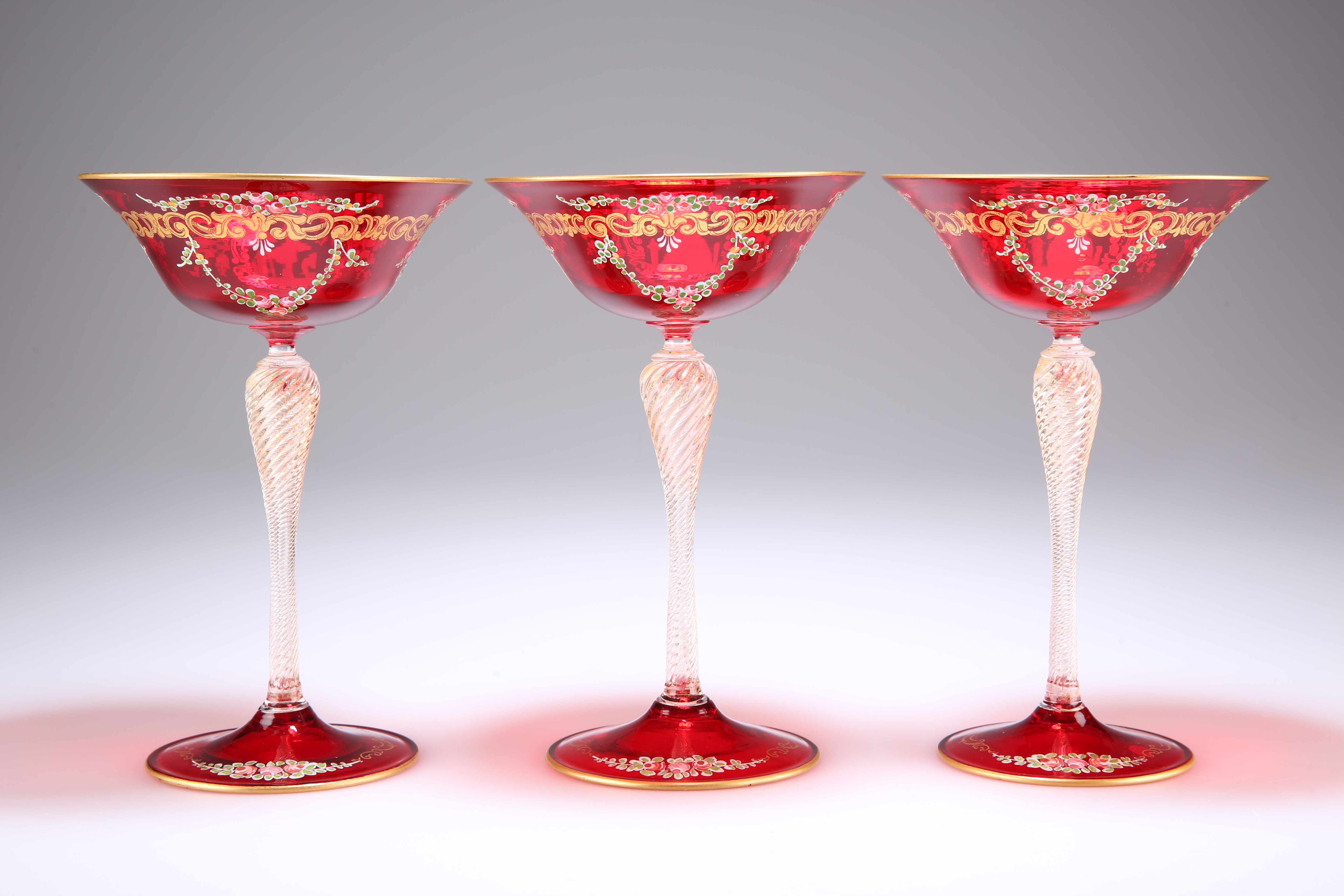 A SET OF THREE VENETIAN RUBY GLASS CHAMPAGNE COUPES - Image 3 of 6