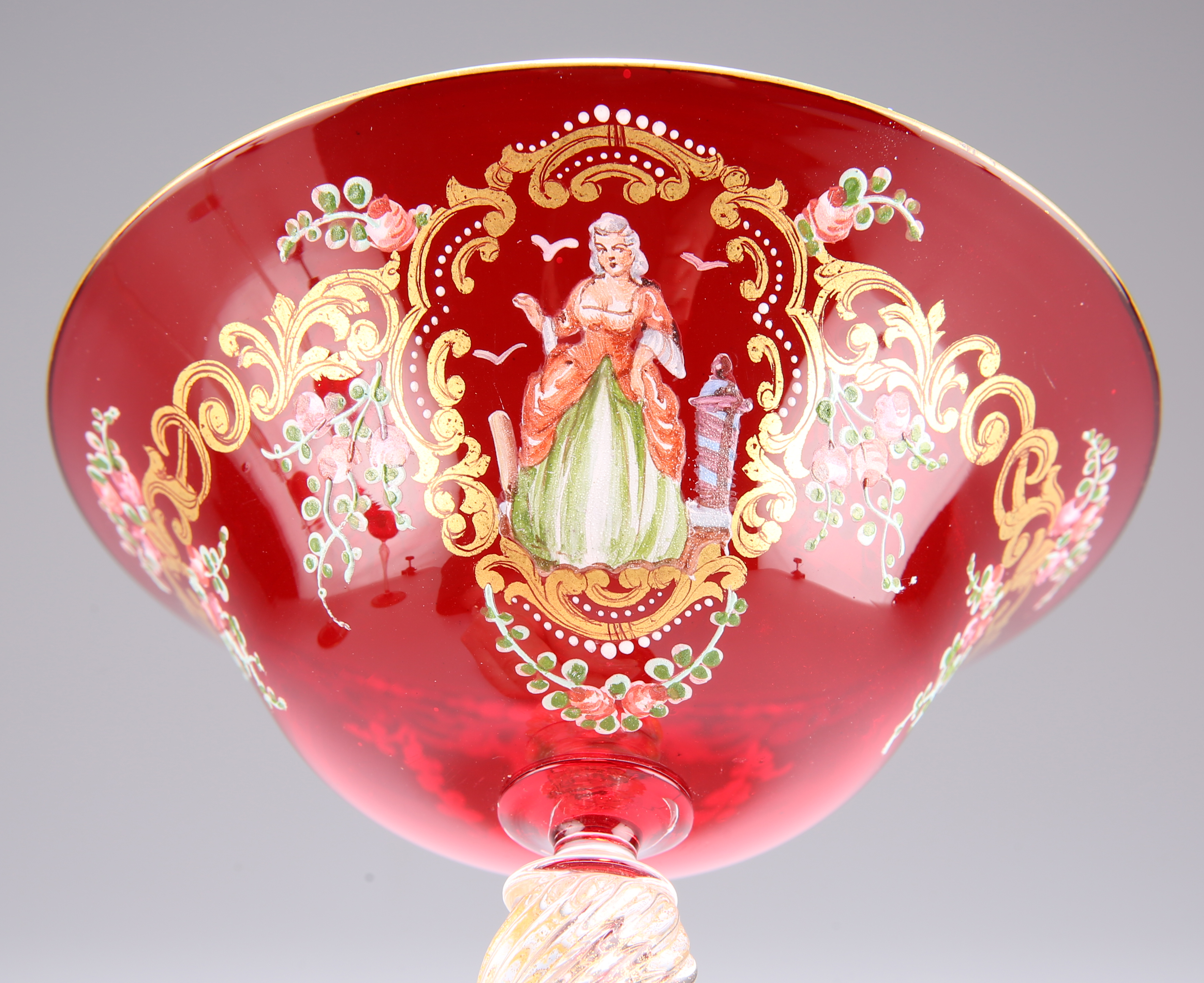 A SET OF THREE VENETIAN RUBY GLASS CHAMPAGNE COUPES - Image 6 of 6