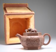 A CHINESE YIXING STONEWARE TEAPOT