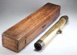 EARLY 20TH CENTURY ROSS, LONDON VARIABLE POWER 3 TO 9 VARIABLE POWER BRASS AND BLACK JAPANNED GUNSIG