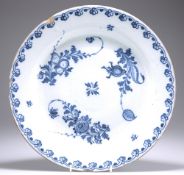 AN 18TH CENTURY DUTCH DELFT DISH