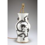 A CHINESE PORCELAIN TABLE LAMP