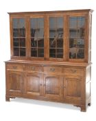 ALAN GRAINGER, AN ACORNMAN OAK DRESSER