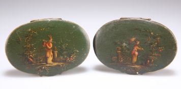 A PAIR OF CHINOISERIE JAPANNED BRASS SNUFF BOXES