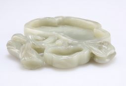 A CHINESE JADE BRUSH WASHER