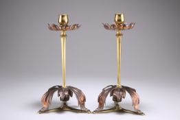 WILLIAM ARTHUR SMITH (W.A.S) BENSON (1854-1924), A PAIR OF ARTS & CRAFTS BRASS AND COPPER CANDLESTIC