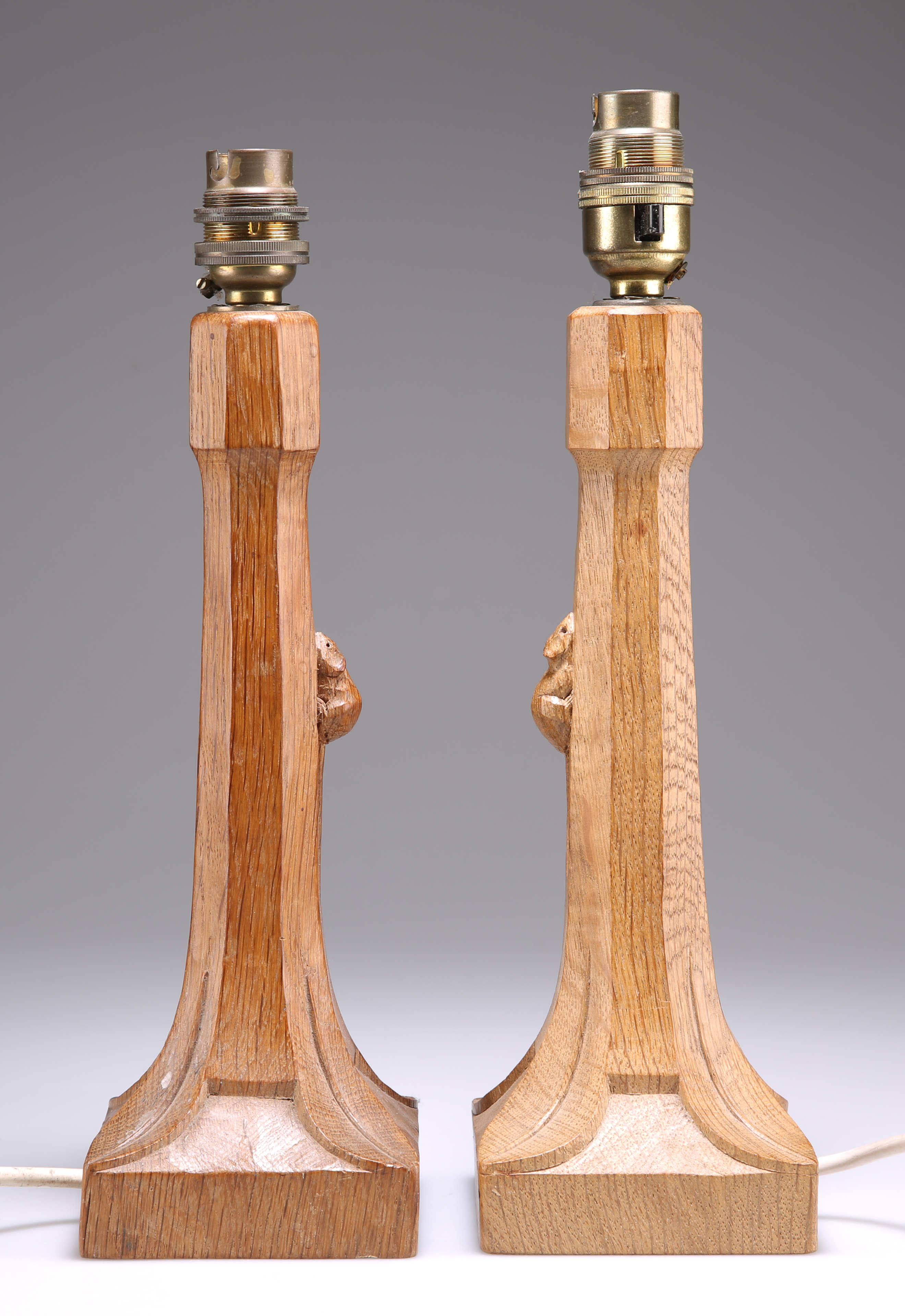 ROBERT THOMPSON, TWO MOUSEMAN OAK TABLE LAMPS - Image 4 of 4