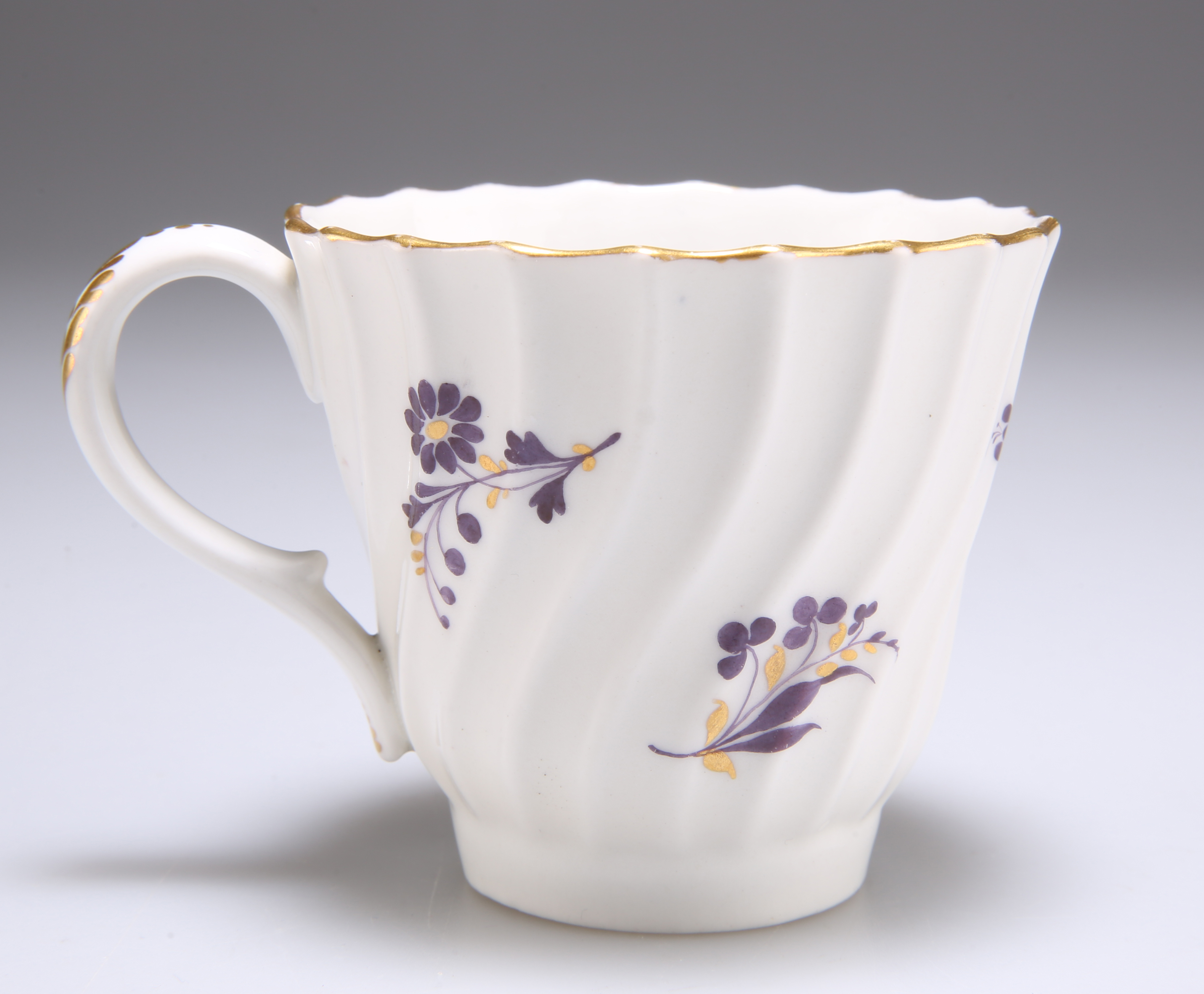 AN 18TH CENTURY WORCESTER SPIRAL FLUTED COFFEE CUP - Image 2 of 9
