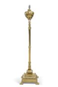 AN EARLY 20TH CENTURY BRASS TELESCOPIC STANDARD LAMP