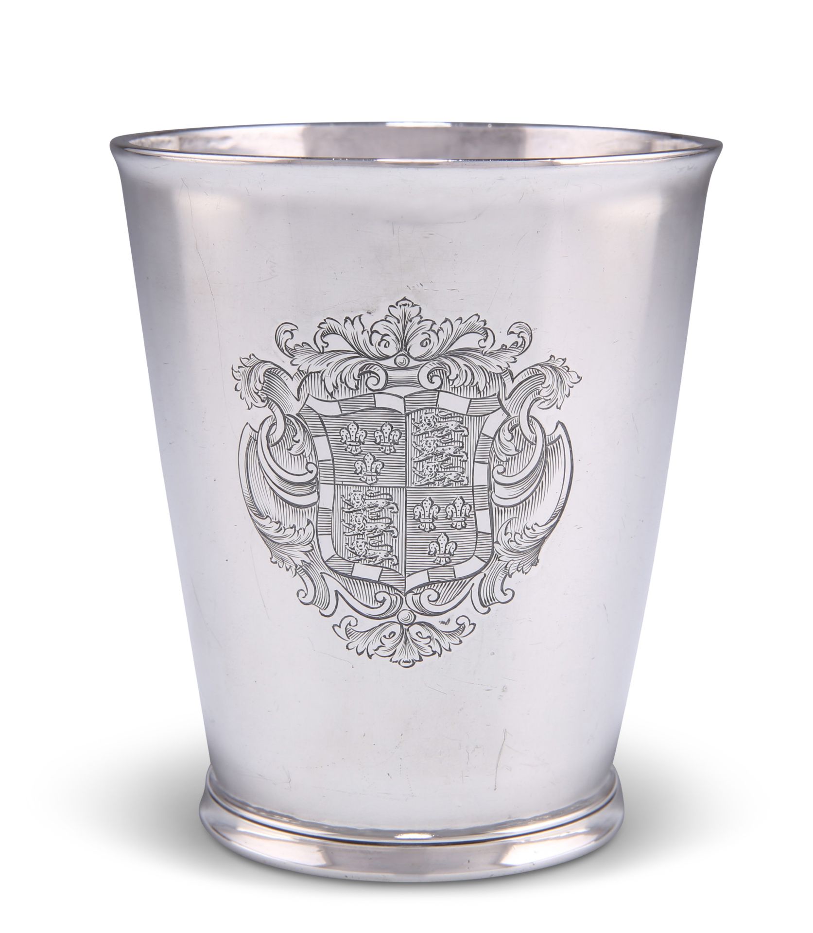 A GEORGE V SILVER BEAKER