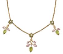 AN EDWARDIAN PERIDOT AND PINK TOURMALINE NECKLACE