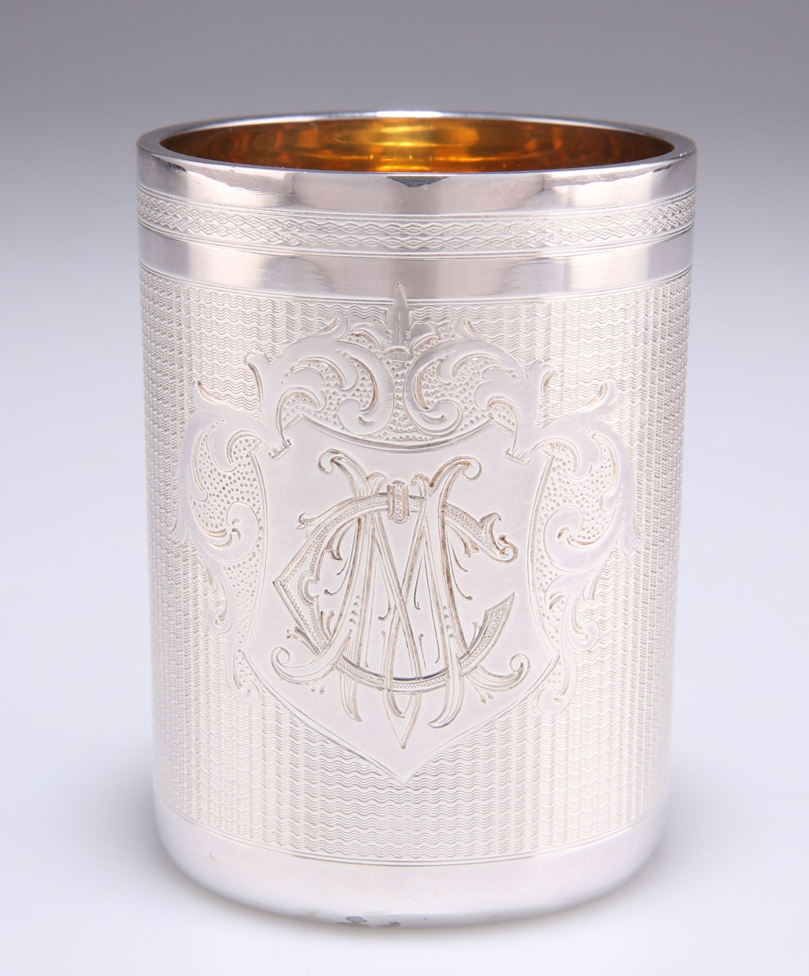 A LATE 19TH CENTURY ENGINE-TURNED BEAKER CUP - Image 2 of 5