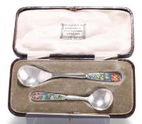 A GEORGE V SET OF TWO SILVER CONDIMENT SPOONS