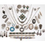 A QUANTITY OF SILVER MARCASITE, FILIGREE AND OTHER JEWELLERY