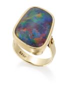 AN OPAL DOUBLET RING