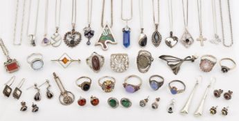 A QUANTITY OF SILVER GEM-SET JEWELLERY