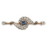 AN EARLY 20TH CENTURY SAPPHIRE AND DIAMOND BAR BROOCH