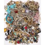 A LARGE QUANTITY OF COSTUME JEWELLERY