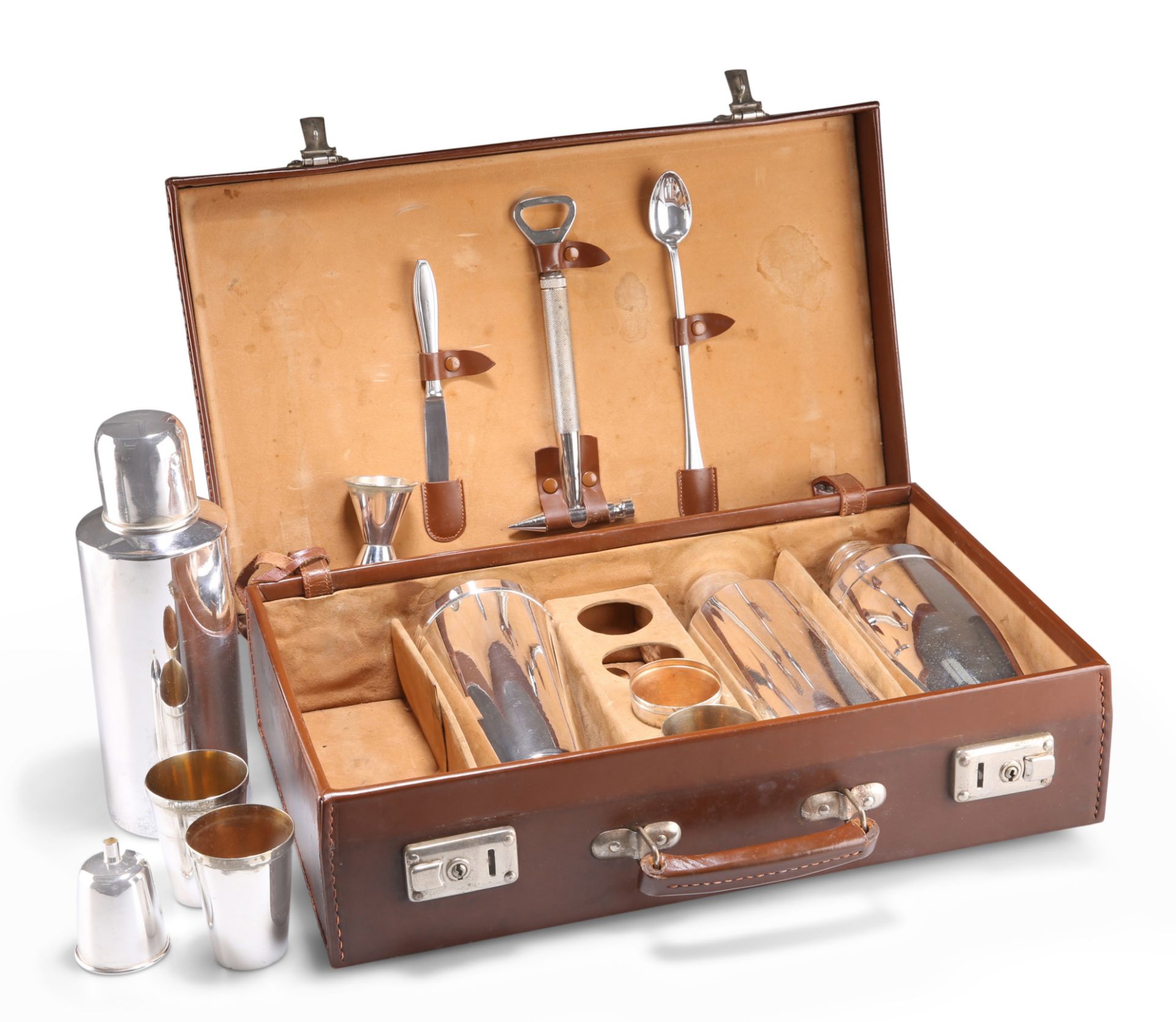 A VINTAGE LEATHER-CASED SILVER-PLATED TRAVELLING COCKTAIL SET - Image 2 of 2