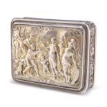 A GEORGE III SILVER-GILT SNUFF BOX