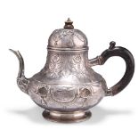 AN EARLY 18TH CENTURY DUTCH SILVER TEAPOT