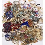 A LARGE QUANTITY OF COSTUME JEWELLERY