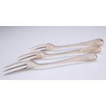 A SET OF THREE GEORGE I SILVER THREE-PRONG TABLE FORKS