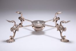 A GEORGIAN SILVER DISH STAND