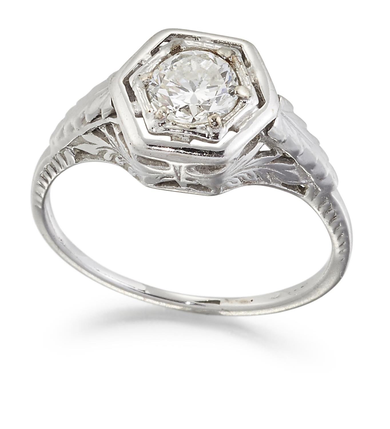 AN EARLY 20TH CENTURY SOLITAIRE DIAMOND RING - Image 2 of 2