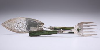 A GEORGE III SILVER AND GREEN-STAINED IVORY HANDLED FISH SLICE